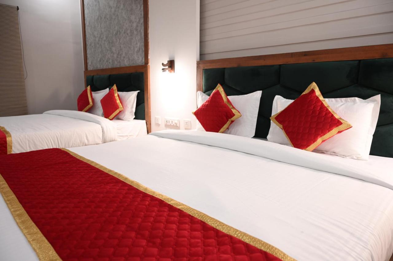 Hotel Singla Residency Kangra Buitenkant foto